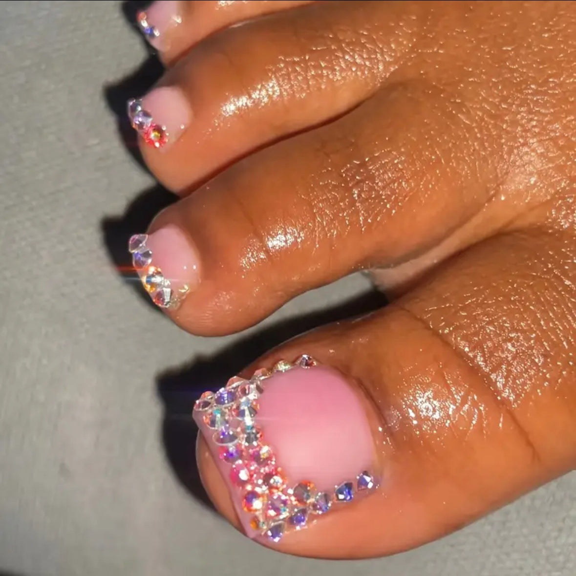 Rhinestone-Embellished Press-On Toenails Acalora