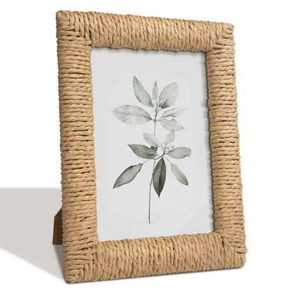 Artful picture frame made of woven natural material Acalora