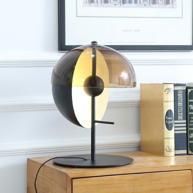 Modern Minimalist Table Lamp with Geometric Design