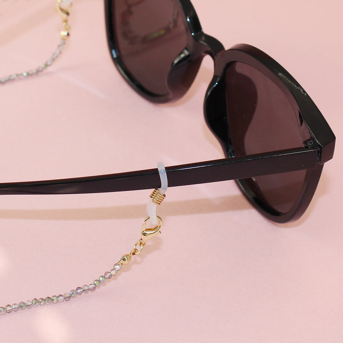 Beaded Eyewear Chain Acalora