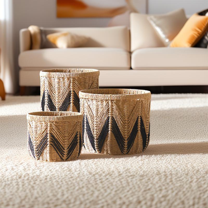 Handwoven storage basket made of natural materials Acalora