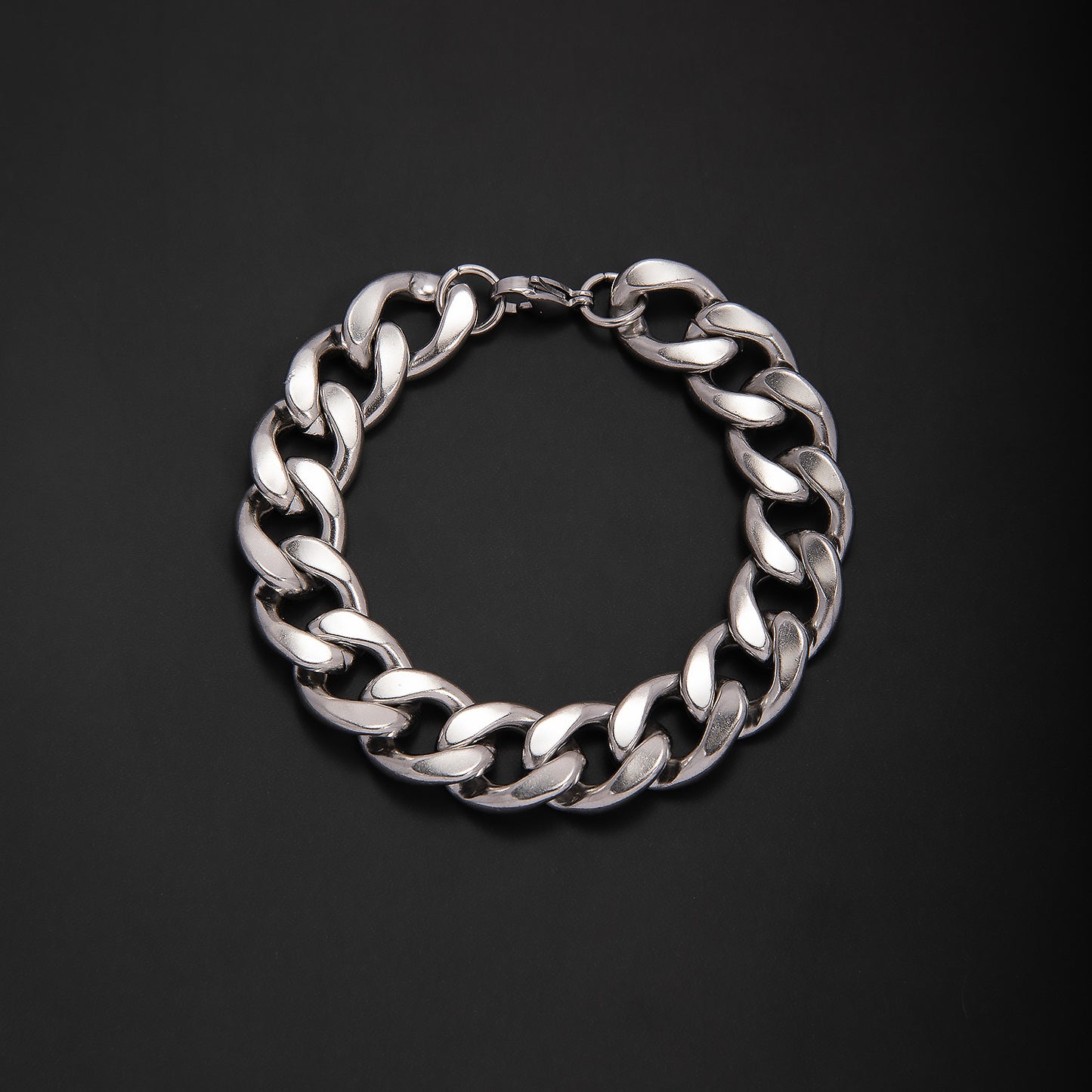 Bold Cuban Link Chain Bracelet Acalora