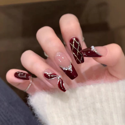 Artificial nails with elegant rhinestone embellishments Acalora