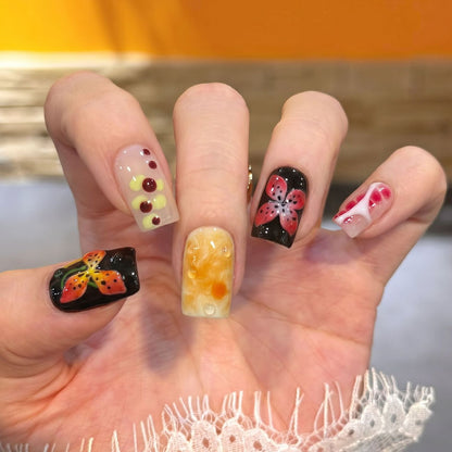 Decorative Nature-Themed Press-On Nail Set Acalora