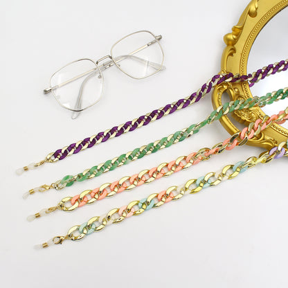 Stylish Chain Eyewear Holder Acalora