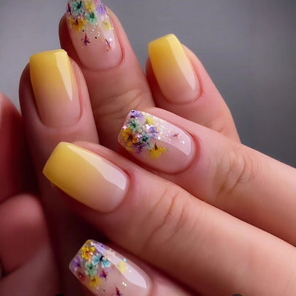Artificial nails in elegant French tip design Acalora