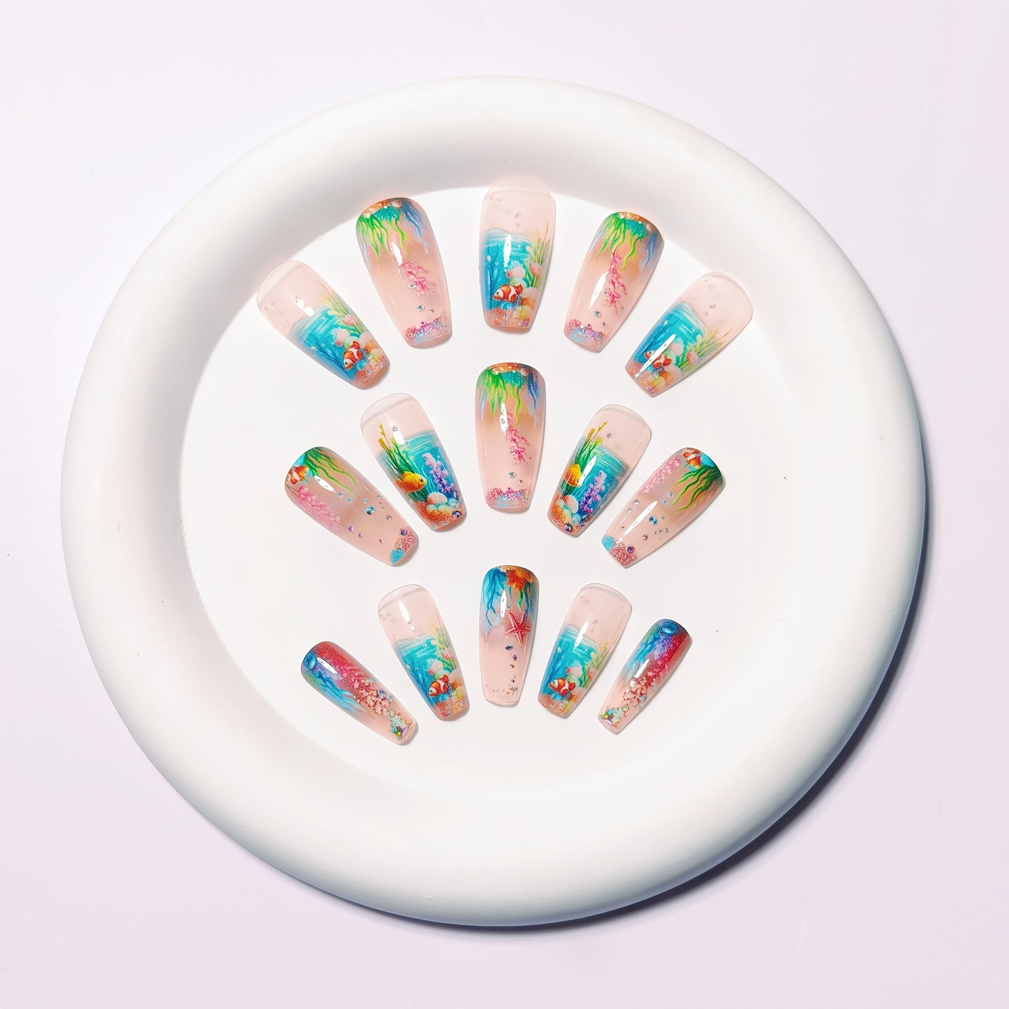 Underwater-Themed Nail Art Acalora