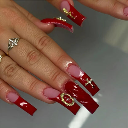 Elegant Press-On Nail Art with Gold Embellishments Acalora