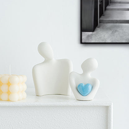 Artful Heart Figure Acalora