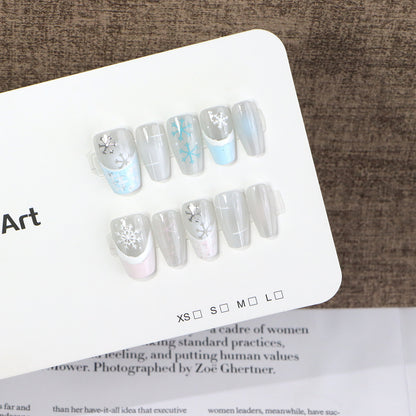 Elegant Snowflake Design Press-On Nail Set Acalora