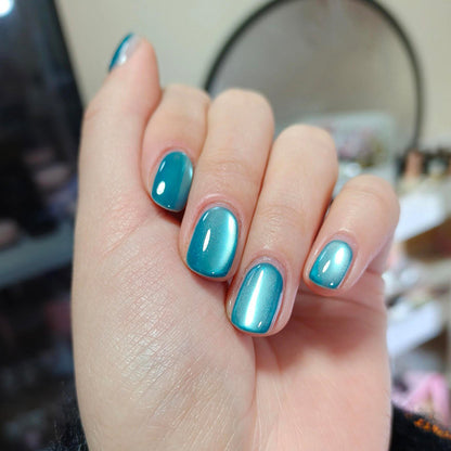 Premium Gel Finish Press-On Nail Set Acalora