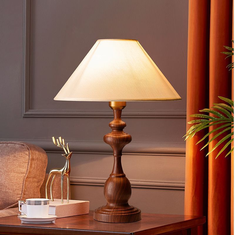 Classic Table Lamp