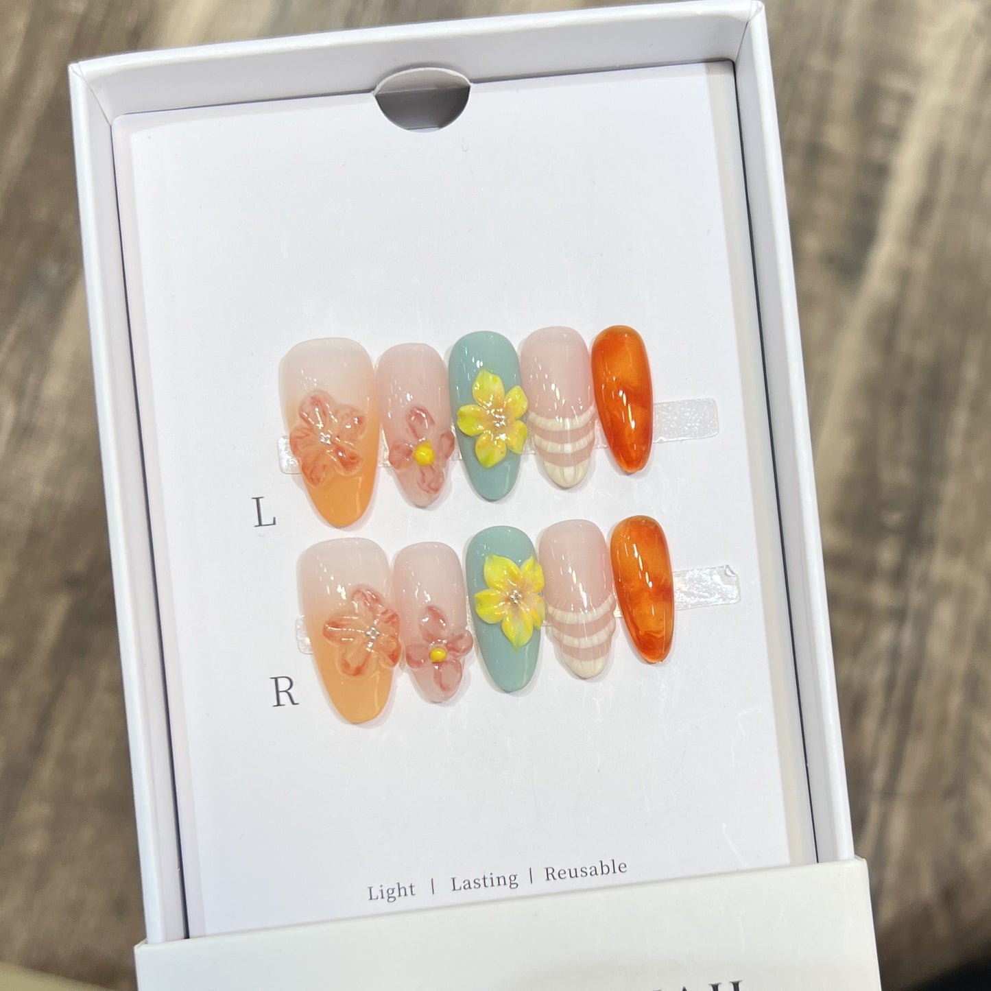 Reusable Press-On Nail Set Acalora