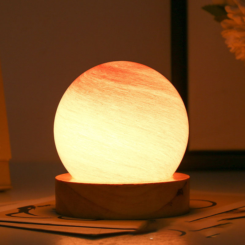 Skanto | Fortryllende Planet Lampe – Et Univers av Farger og Drømmer