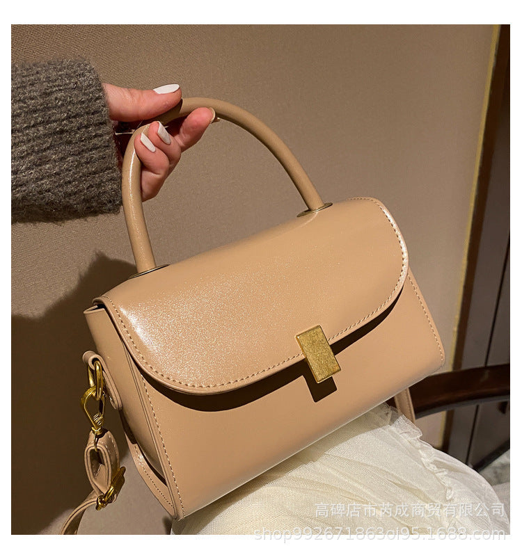 Sophisticated Structured Handbag Acalora