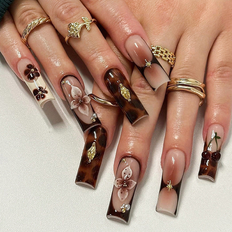 Floral Press-On Nail Set Acalora