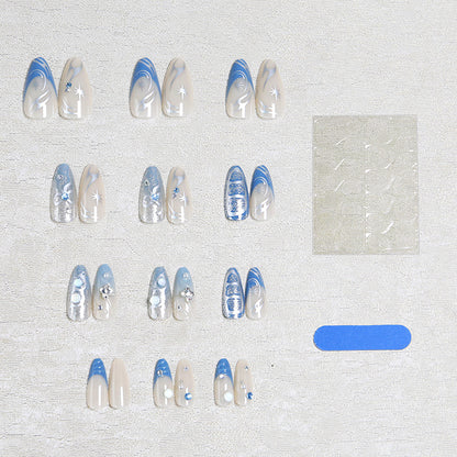 Nail art set with glamorous 3D decorations and elegant accents Acalora