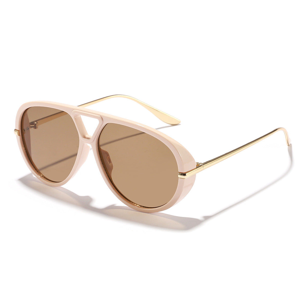 Women's Sporty Sunglasses in a striking aviator style Karnz