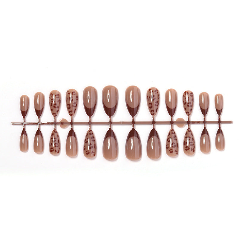 Trendy Press-On Nail Set Acalora