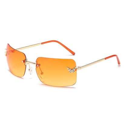 Women's fashion sunglasses with unique frame and luxurious accents Bowlift