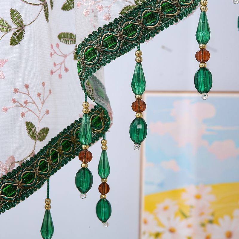 Elegant and Eye-catching Trimming with Glass Crystals Acalora
