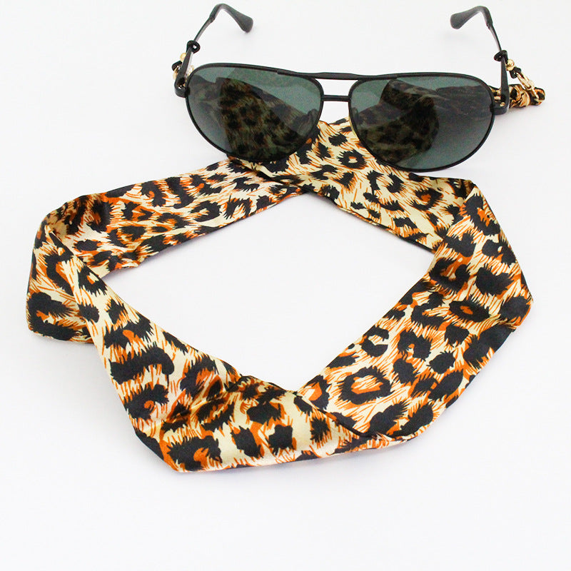 Fashion Accessory Acalora