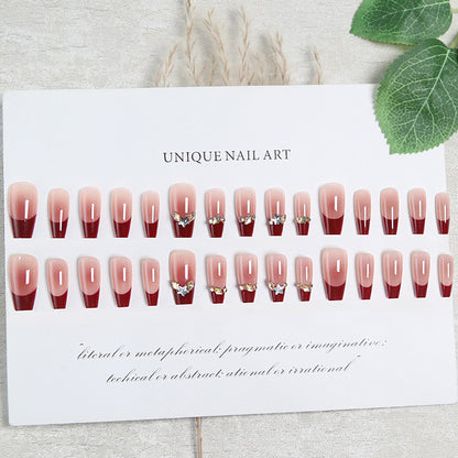 Artificial nail set with elegant glittering accents and romantic design Acalora