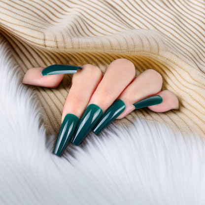 Artificial nails with elegant design Acalora