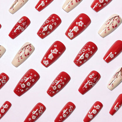 Elegant Floral Detail Nail Art Acalora