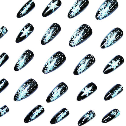 Elegant Winter-Themed Nail Art Acalora