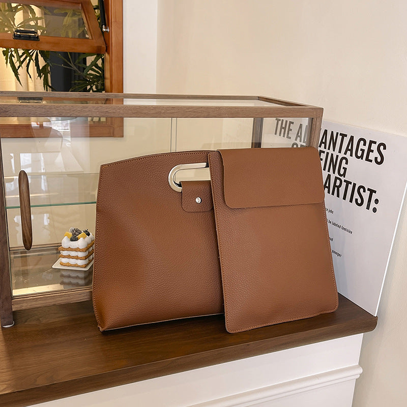 Structured Leather Tote Acalora
