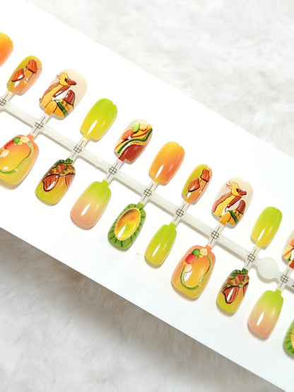 Artificial nails with fruit motifs Acalora
