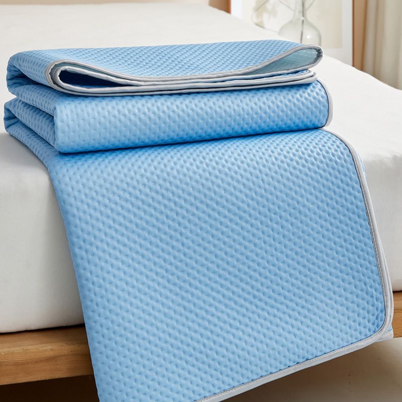 Unisex cooling mattress topper with breathable pressure relief and non-slip bottom Brehn