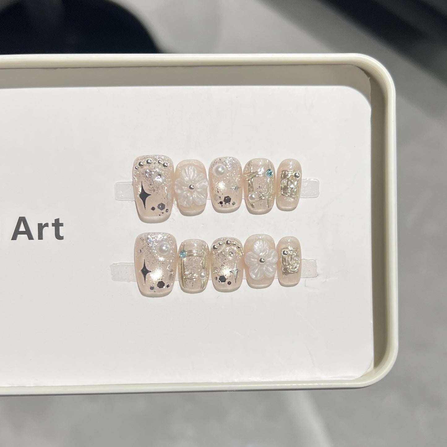 Decorative Acrylic Press-On Nail Art Set Acalora