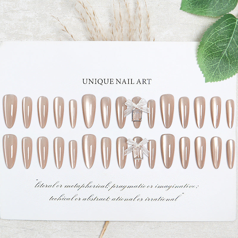 Elegant artificial nail tips with a glossy finish Acalora