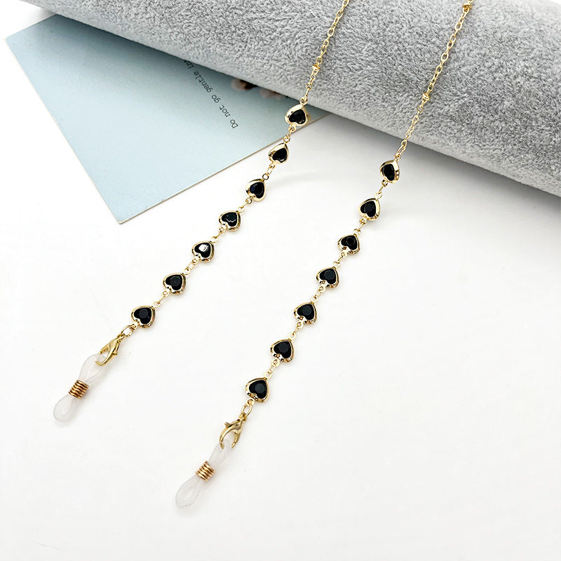 Heart-Shaped Eyewear Chain Acalora