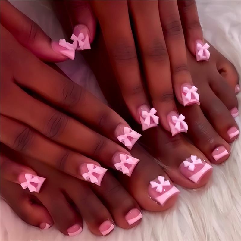 Decorative Press-On Nail Art with Bow Accents Acalora