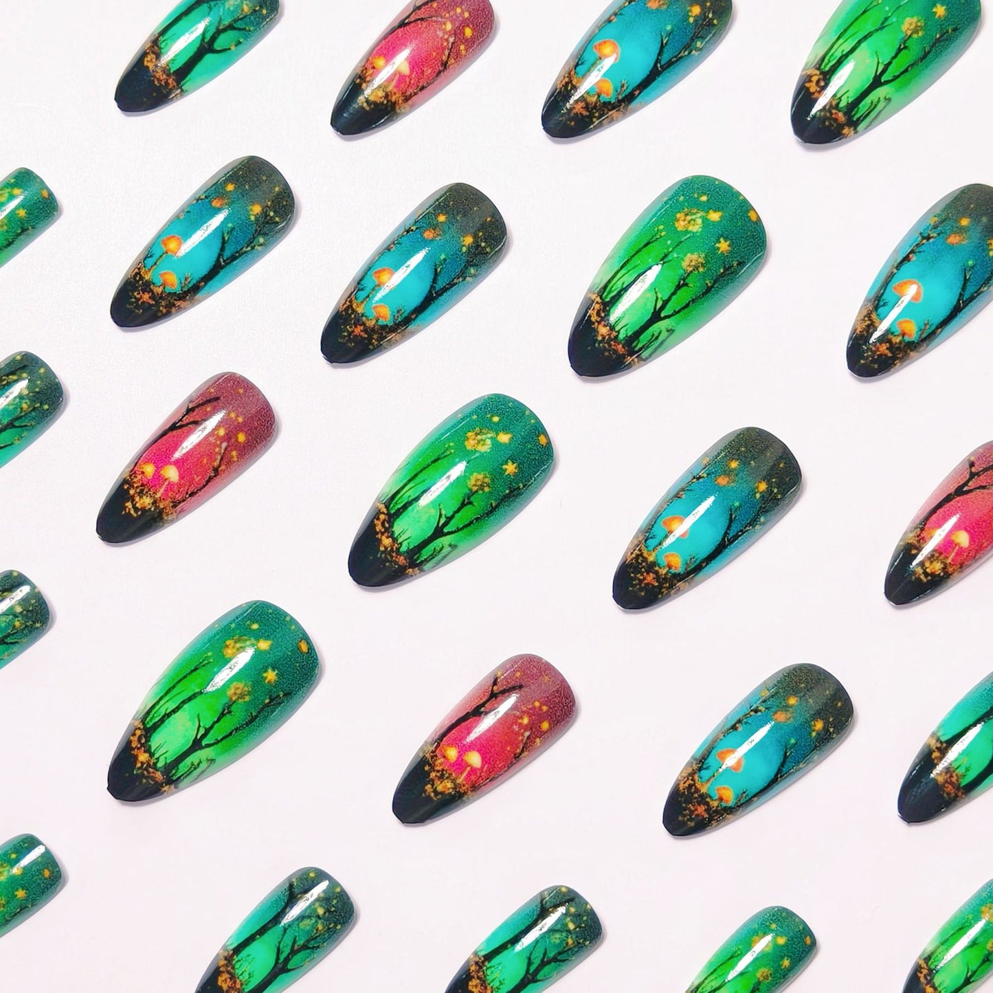 Nature-Inspired Nail Art Set Acalora