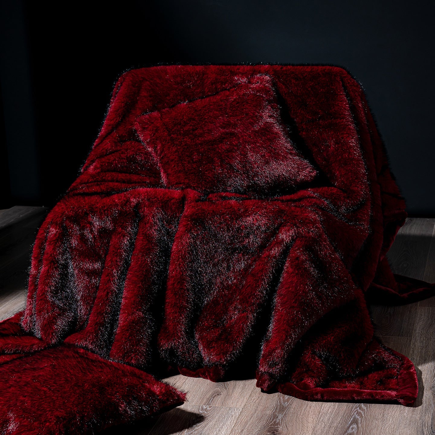 Luxurious Faux Fur Throw Blanket