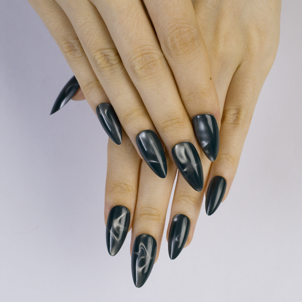 Artificial nails with elegant pointed design Acalora