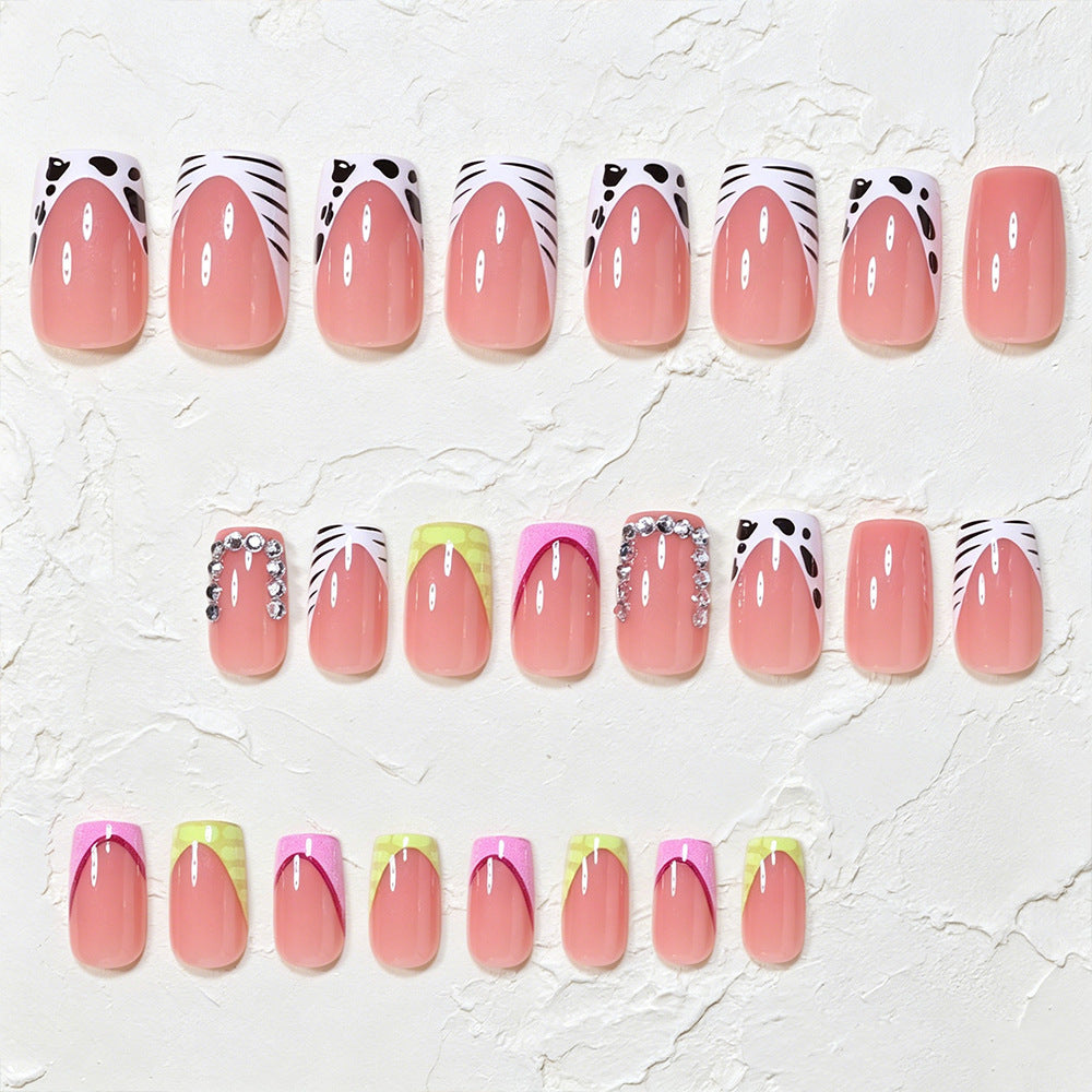 Artistic Press-On Nail Art Tips with Unique Patterns Acalora