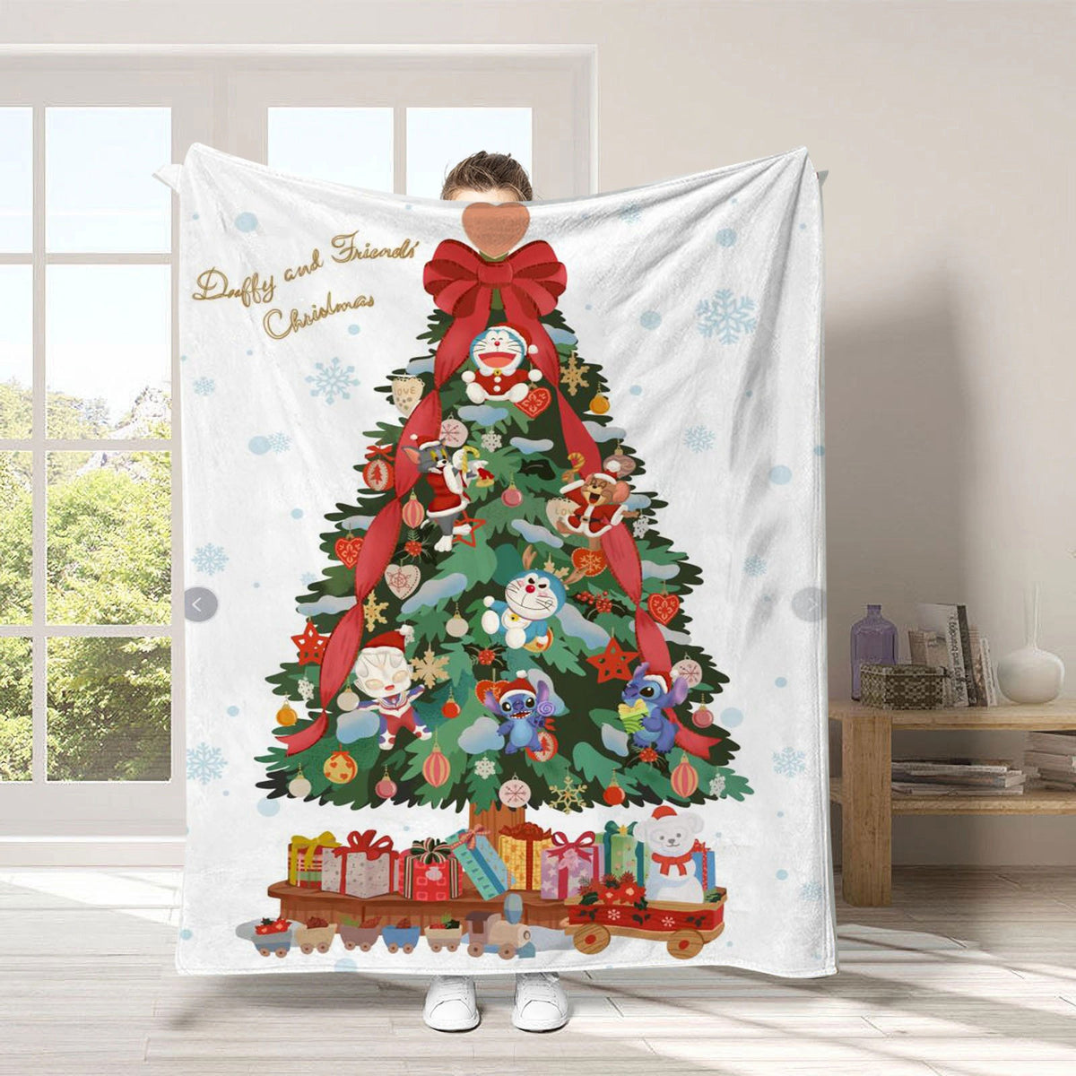 Holiday-Themed Fleece Throw Blanket