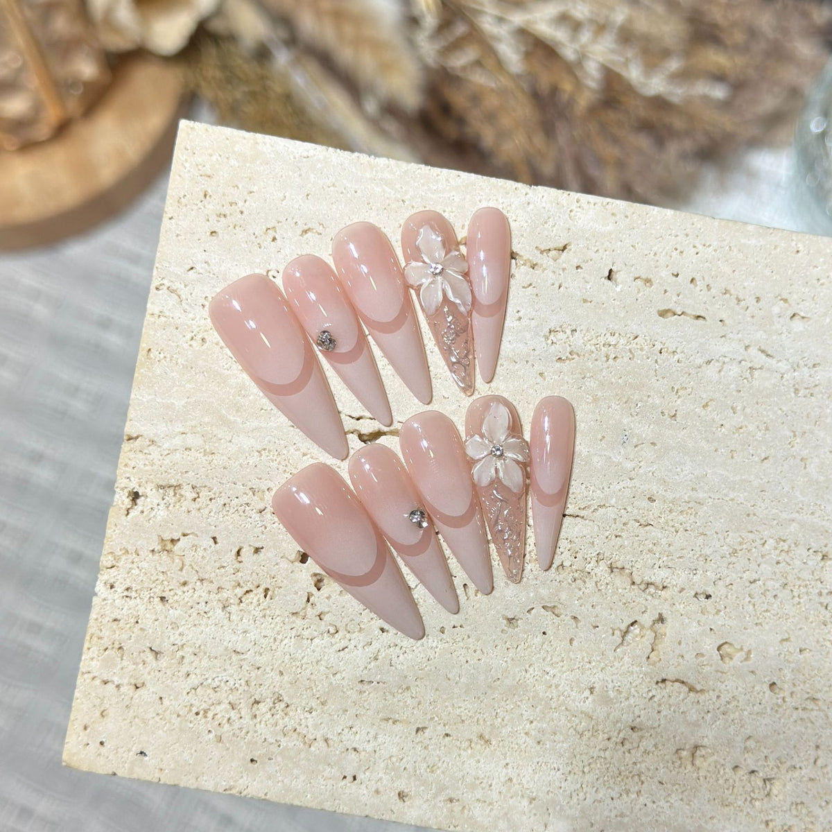 Elegant Stiletto Press-On Nail Art Set with Floral Accents Acalora