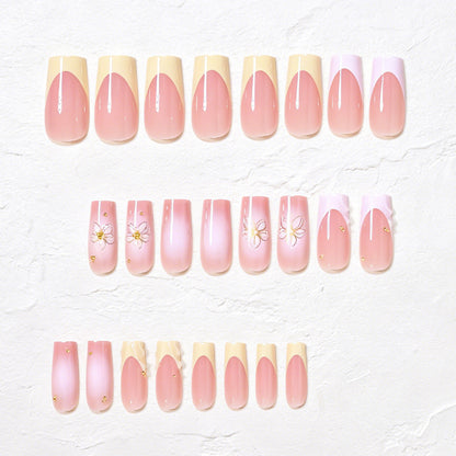 Elegant Floral Accent Press-On Nails Acalora