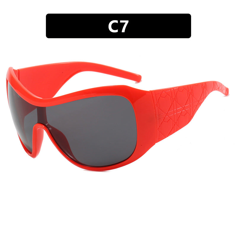 Women's sports sunglasses with wide protective frame and polarized lenses Skanto