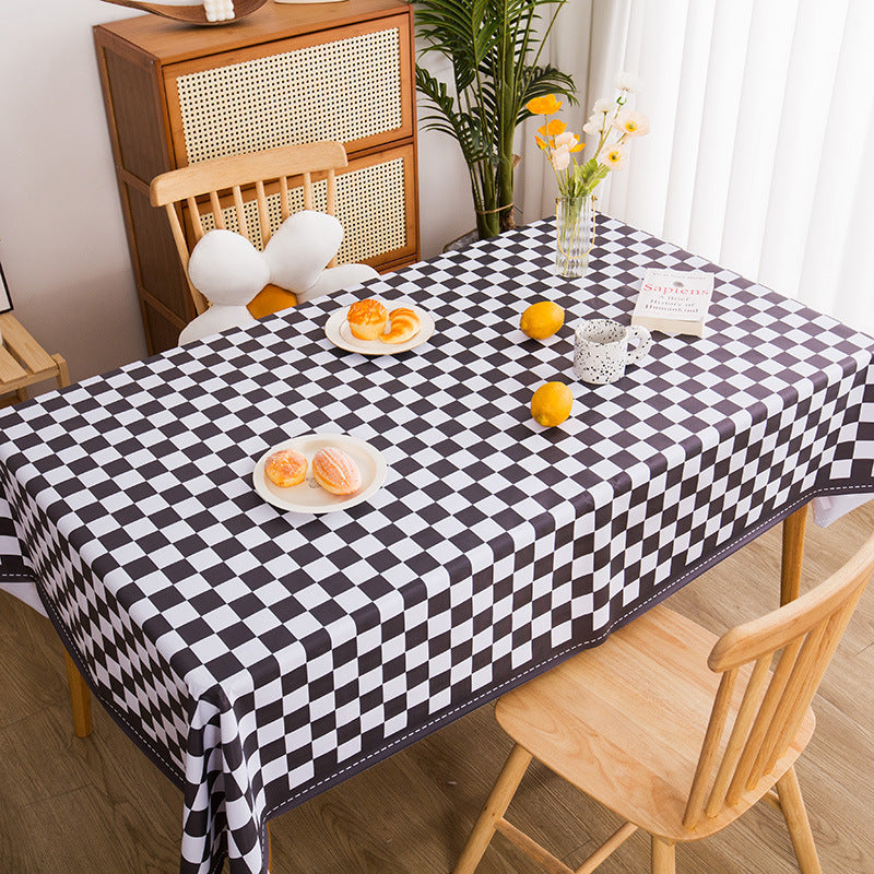 Checkered Pattern Tablecloth