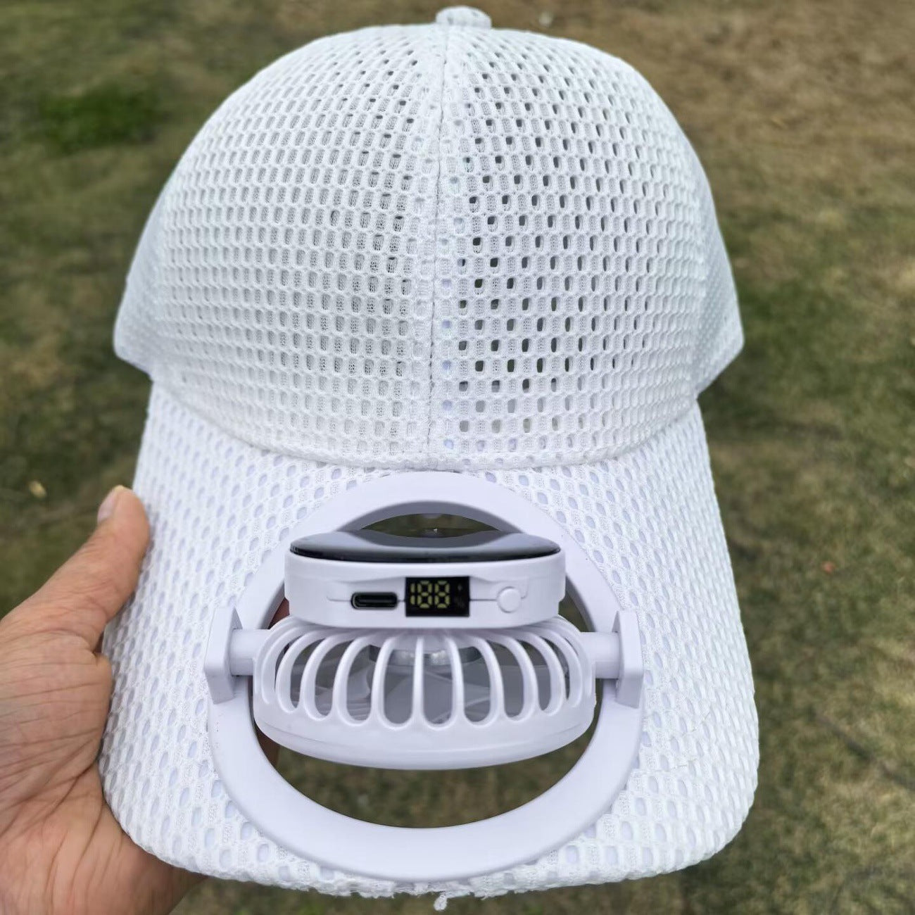Breathable sports cap with removable USB fan Bowlift