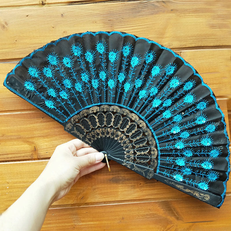 Ladies' handmade fan with fine embroideries Brehn