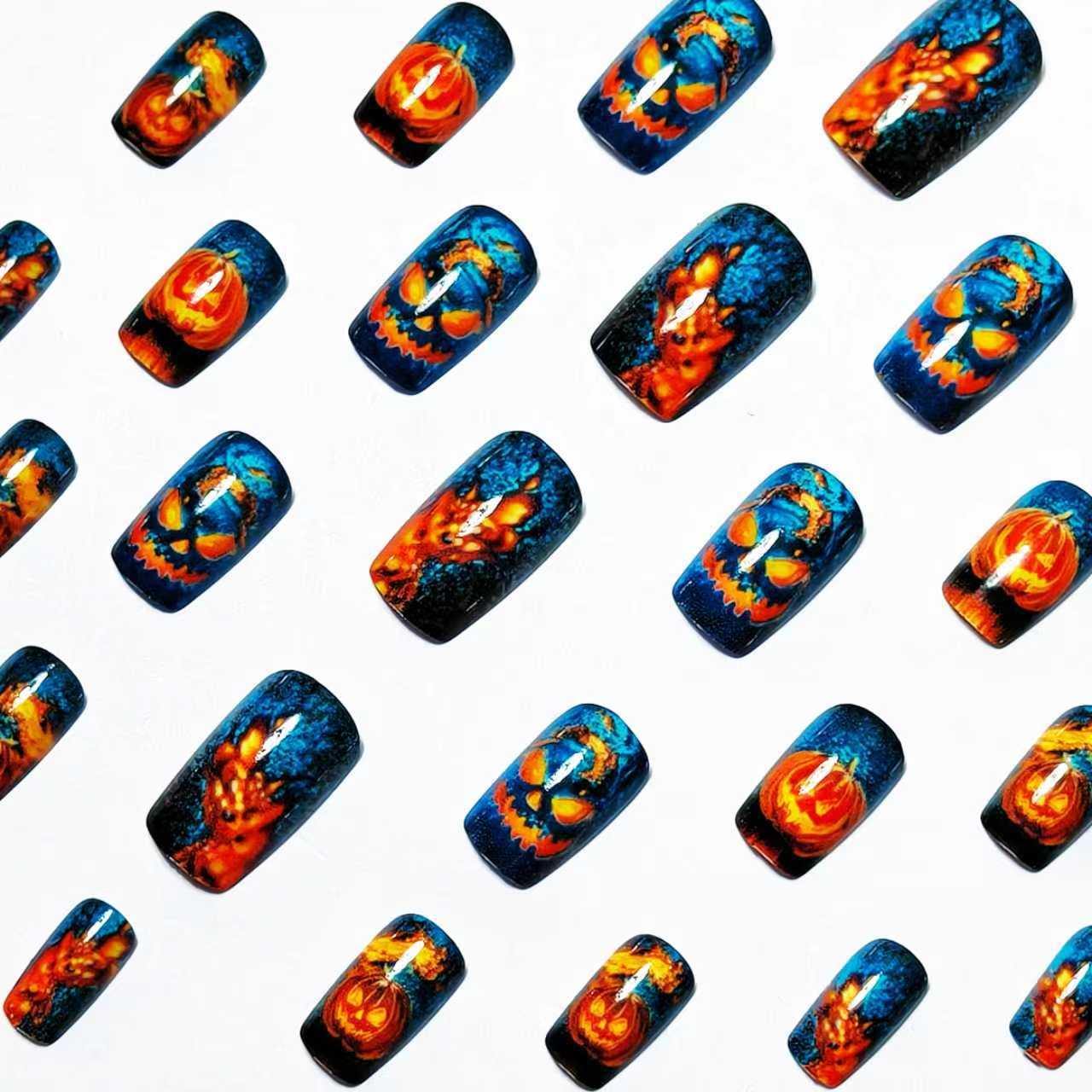 Halloween-Themed 3D Pumpkin Nail Art Acalora
