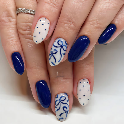 Artistic Bow and Dot Press-On Nail Set Acalora